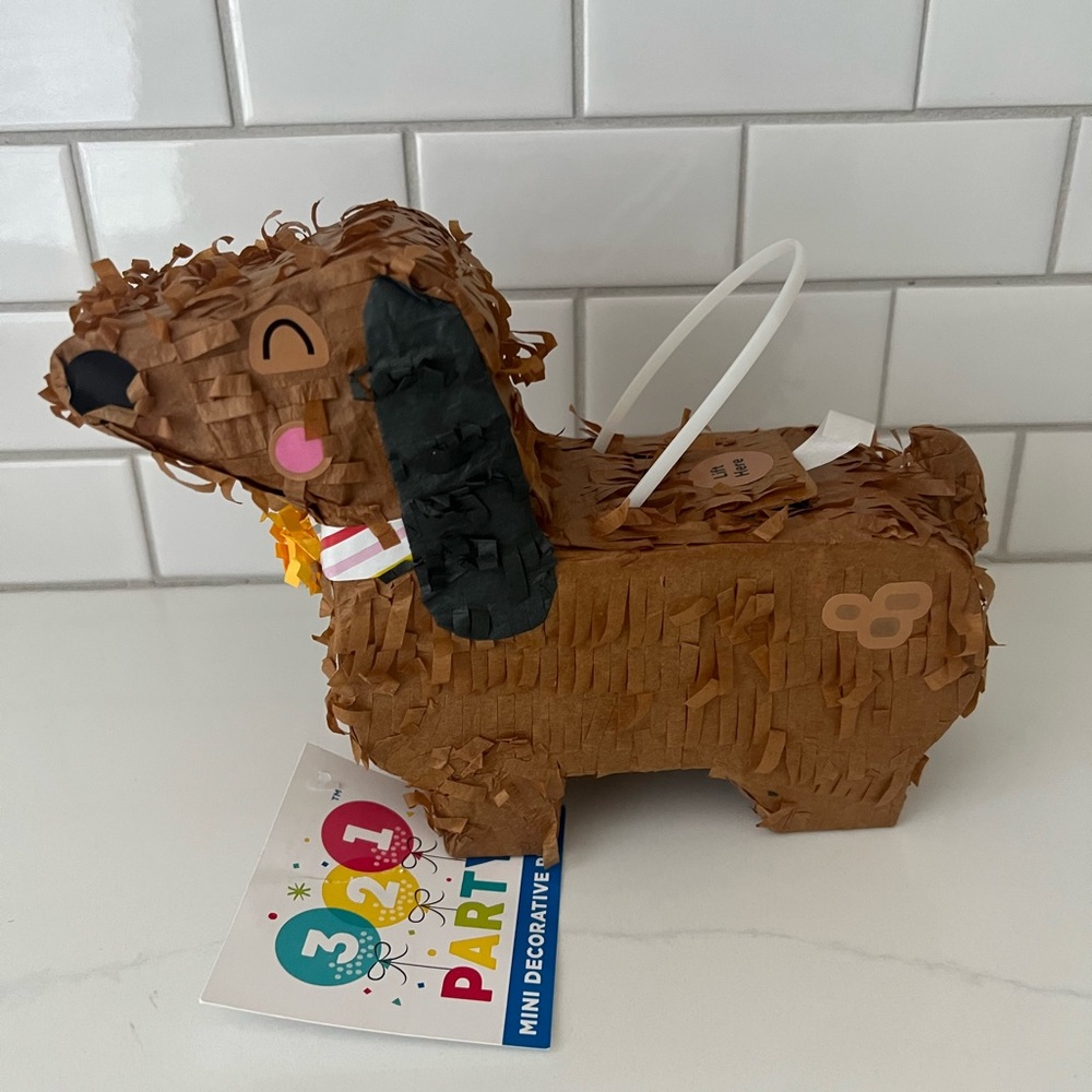 🐾 CUTE  Mini Dashchund Piñata